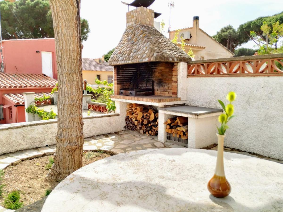 Vacay Apartamento Montgo, Agradable Jardin! En Costa Brava L'Escala! Екстер'єр фото