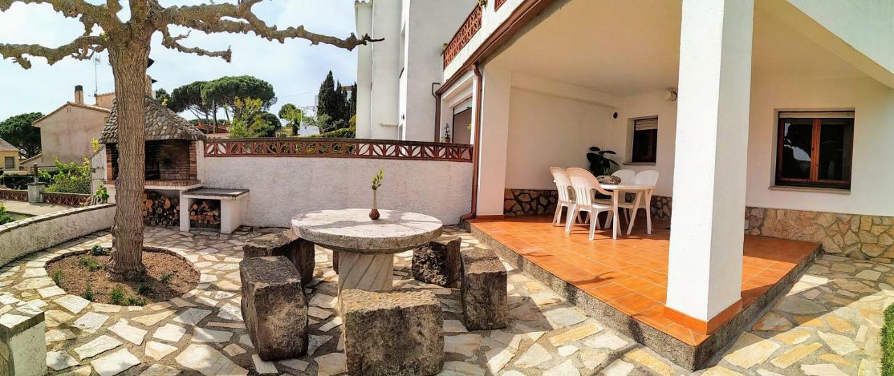 Vacay Apartamento Montgo, Agradable Jardin! En Costa Brava L'Escala! Екстер'єр фото